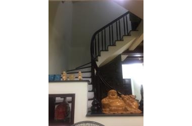 Bán nhà khu liền kề Định Công, diện tích 92m2, 5 tầng, mặt tiền 4,7, giá 12,5 tỷ.